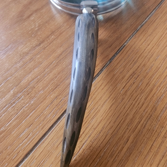 Magnifying Glass - Picture 4 of 5